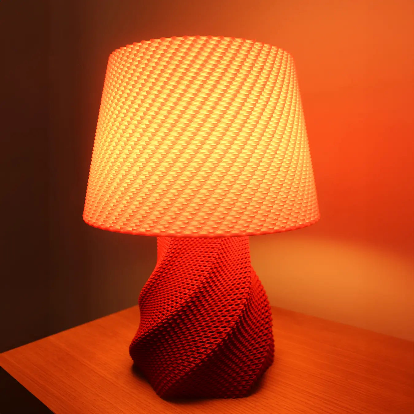 Julian Table Lamp: A Cozy Weave of Light and Comfort