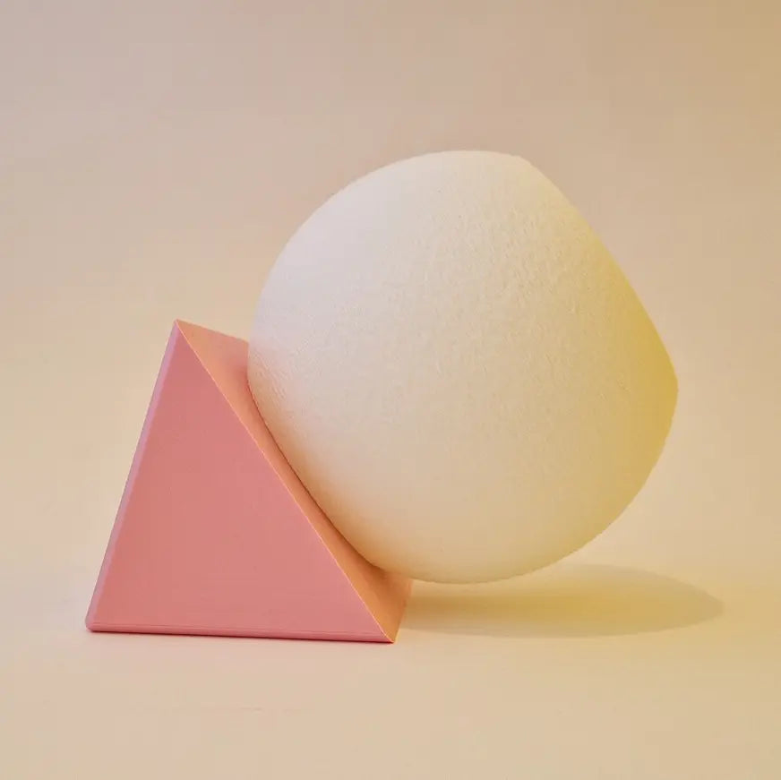 Minimalist Scandic Table Lamp - Unique Modern Design