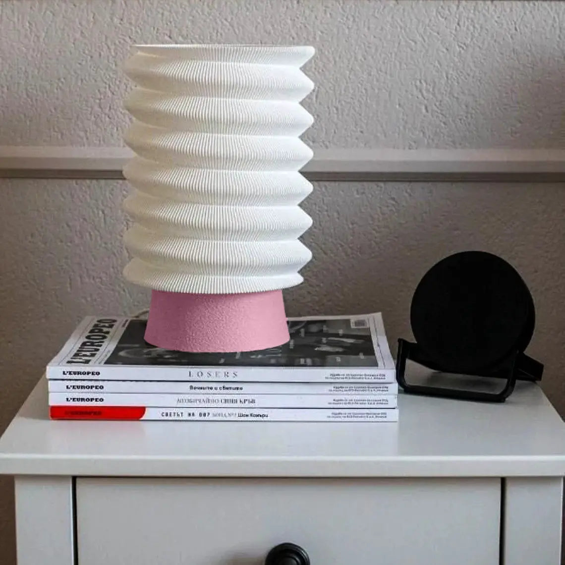 Спирална минималистична настолна лампа - модерна лампа за бюро/нощно шкафче