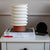Lámpara de mesa minimalista en espiral - Lámpara moderna de escritorio/mesita de noche