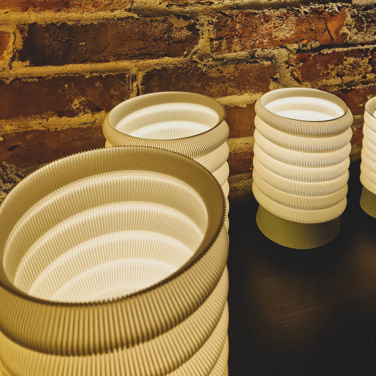 Spiral Minimalist Table Lamp - Desk/Bedside Modern Lamp