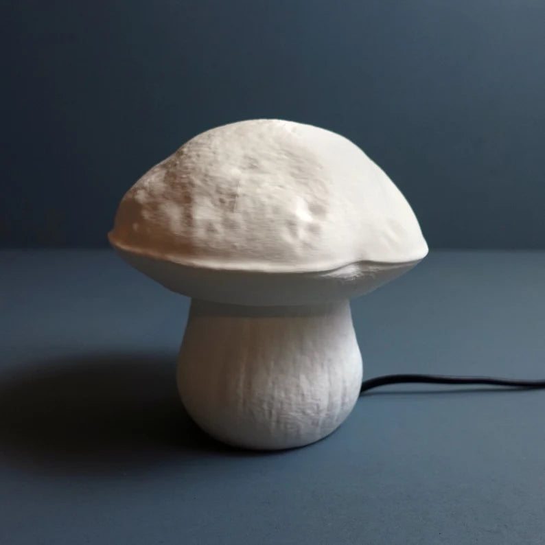 Edulis Fungus Table Lamp - Small Organic Mushroom Design in cotton white color.